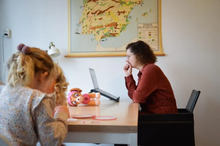 Thuiswerken met kinderen? Met deze 11 tips kom je de werkdag door
